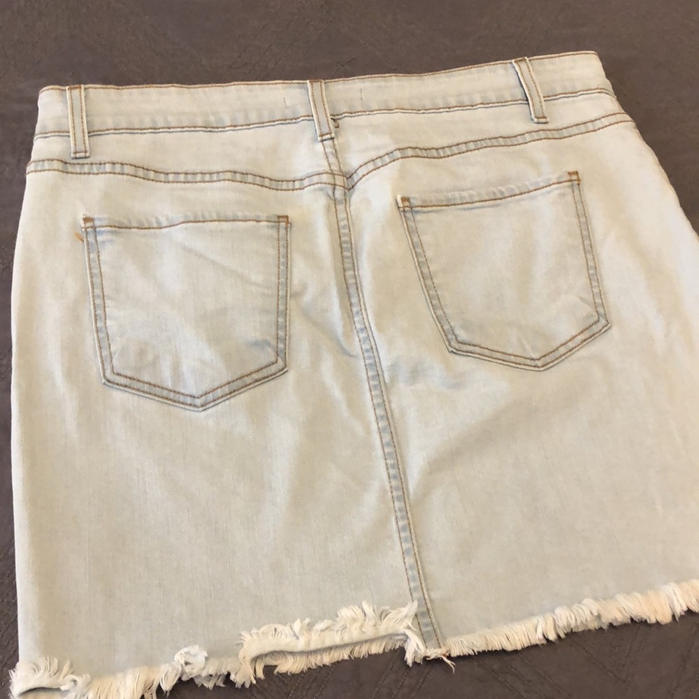 O2 Denim Skirt - Picture 5 of 5